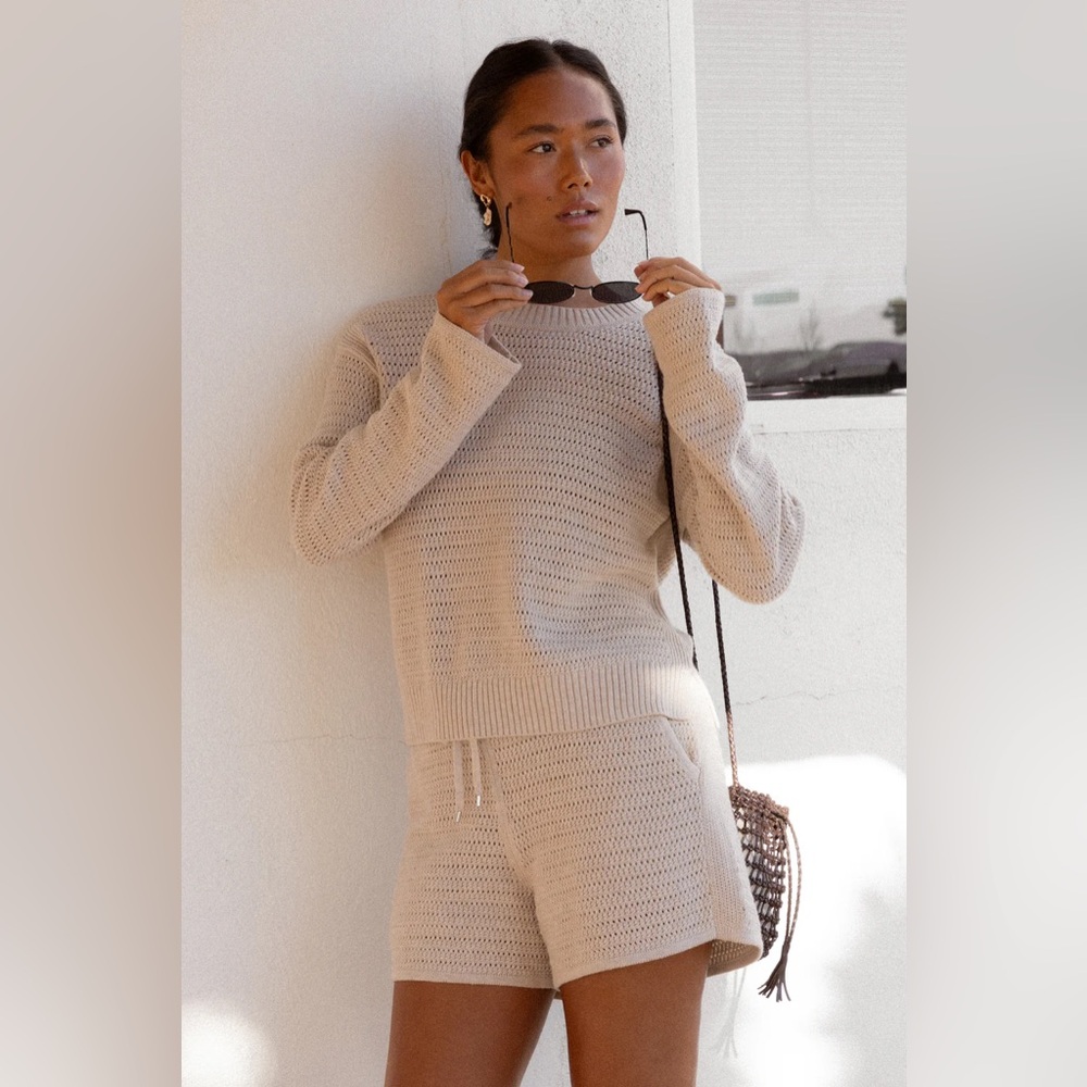 Kada • Open Knit Short